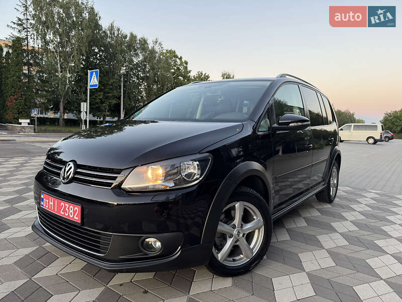 Volkswagen Touran 2011