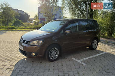 Минивэн Volkswagen Touran 2011 в Хмельницком