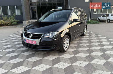 Мінівен Volkswagen Touran 2010 в Білій Церкві