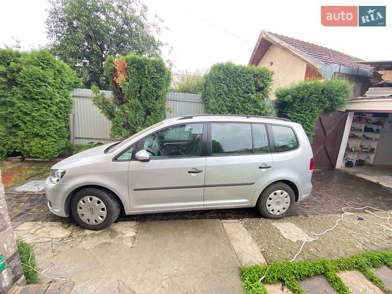 Volkswagen Touran 2010 Volkswagen Touran 2010