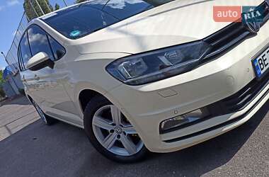 Мікровен Volkswagen Touran 2017 в Миколаєві