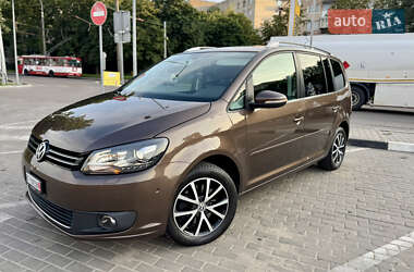 Мінівен Volkswagen Touran 2013 в Рівному