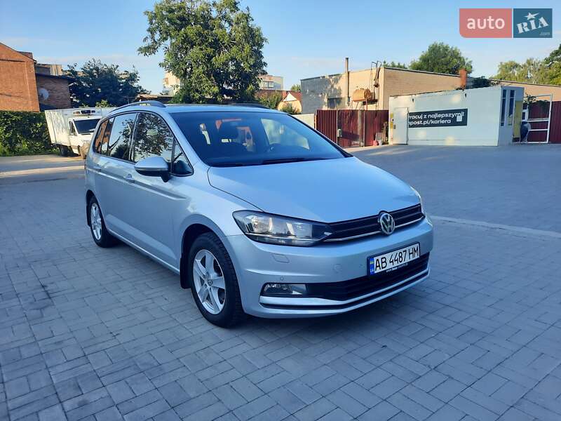 Микровэн Volkswagen Touran 2016 в Виннице