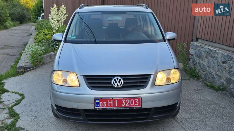 Минивэн Volkswagen Touran 2006 в Полтаве
