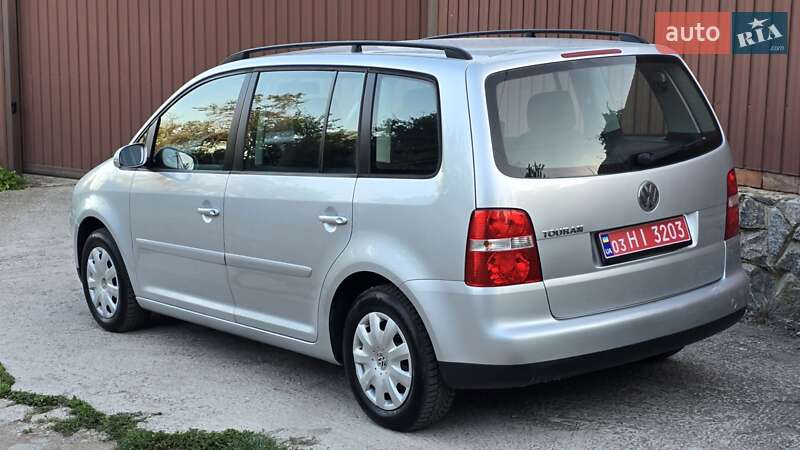 Минивэн Volkswagen Touran 2006 в Полтаве