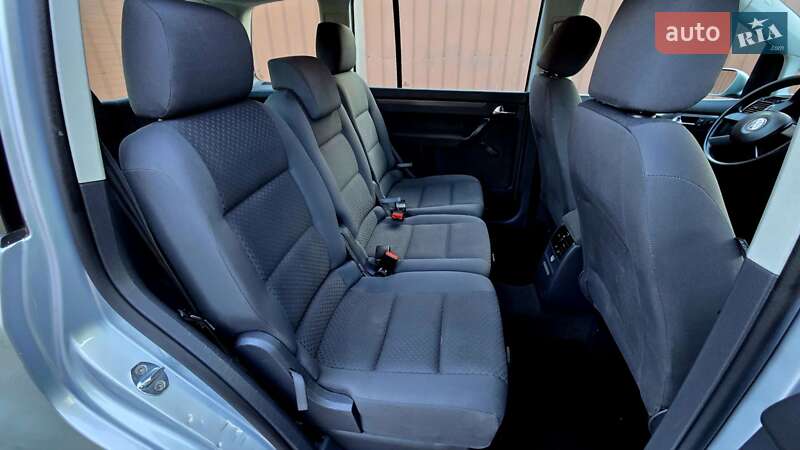 Минивэн Volkswagen Touran 2006 в Полтаве