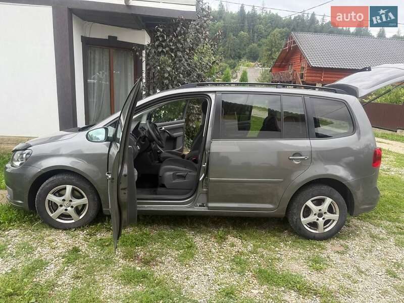 Volkswagen Touran 2011 Volkswagen Touran 2011