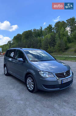 Мінівен Volkswagen Touran 2007 в Тернополі