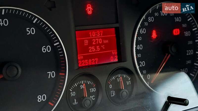 Минивэн Volkswagen Touran 2007 в Полтаве