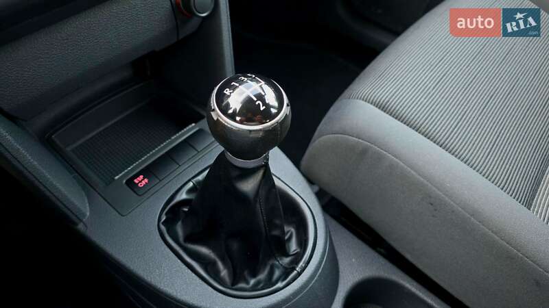 Минивэн Volkswagen Touran 2007 в Полтаве