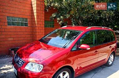 Мінівен Volkswagen Touran 2004 в Дніпрі