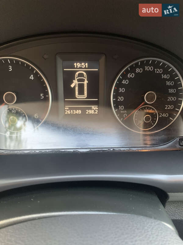 Мінівен Volkswagen Touran 2013 в Рава-Руській