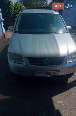 Минивэн Volkswagen Touran 2003 в Днепре