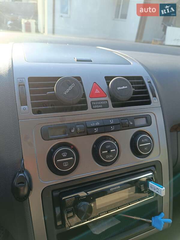 Минивэн Volkswagen Touran 2008 в Черкассах фото 40 Минивэн Volkswagen Touran 2008 в Черкассах