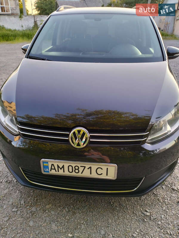 Volkswagen Touran 2014