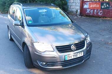 Минивэн Volkswagen Touran 2007 в Одессе