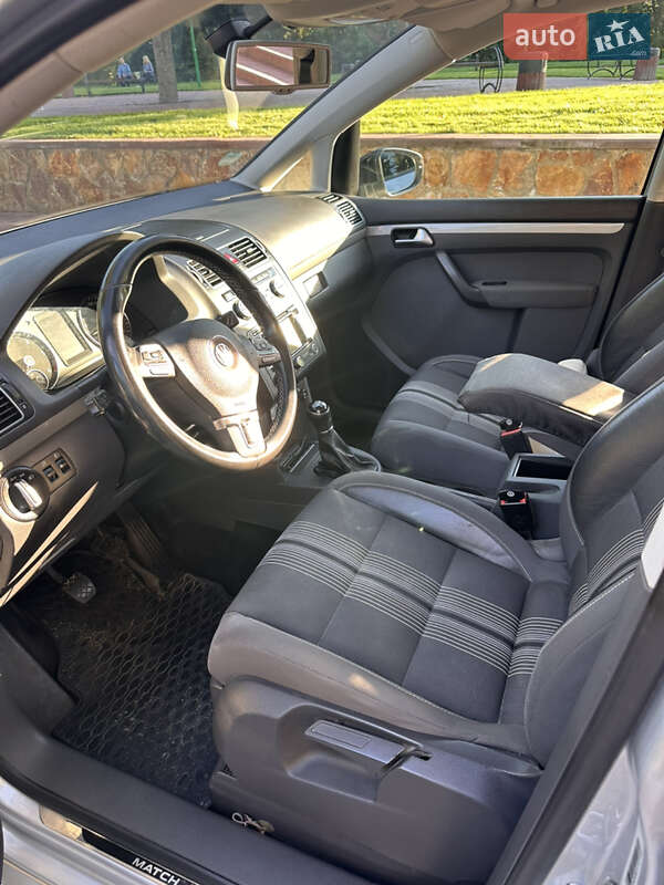 Мінівен Volkswagen Touran 2013 в Могилів-Подільському