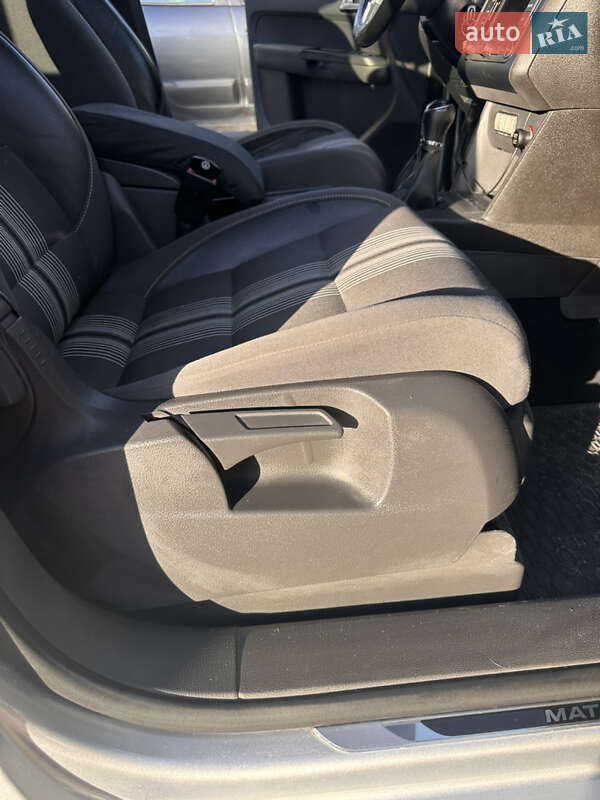 Мінівен Volkswagen Touran 2013 в Могилів-Подільському