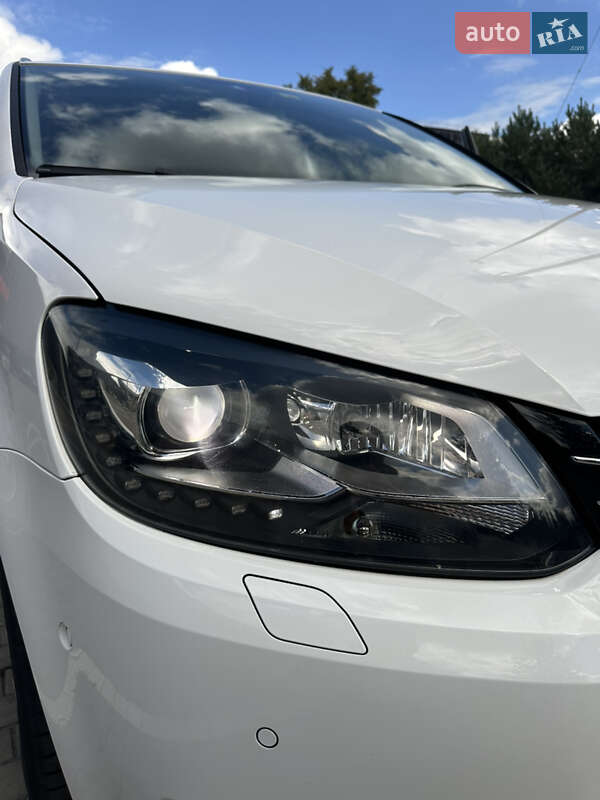 Минивэн Volkswagen Touran 2013 в Луцке