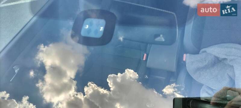 Минивэн Volkswagen Touran 2011 в Хмельнике