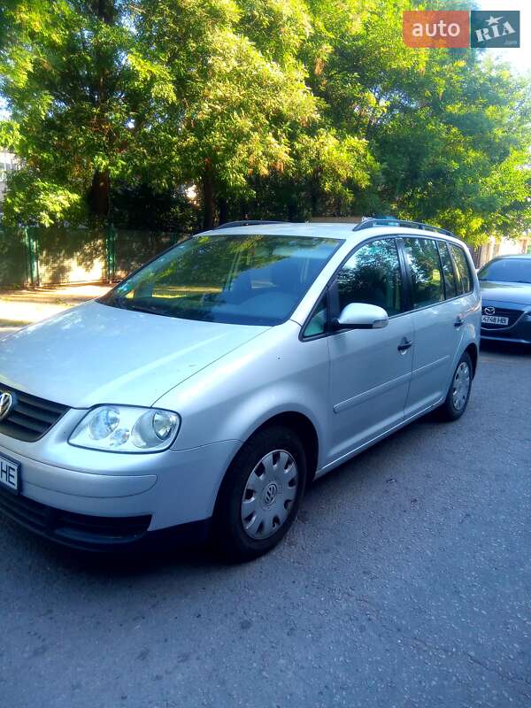 Volkswagen Touran 2005