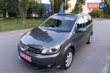 Мінівен Volkswagen Touran 2013 в Києві