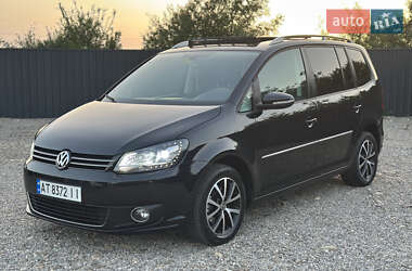 Мінівен Volkswagen Touran 2011 в Виноградові