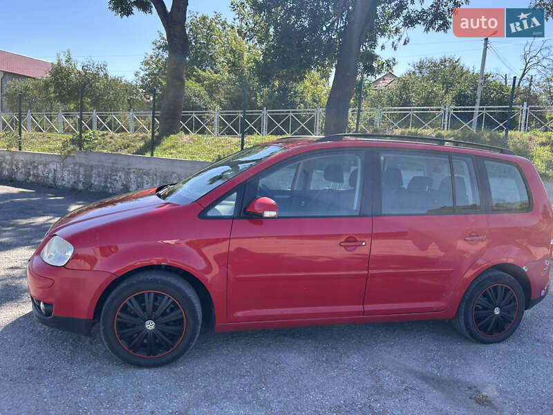 Мінівен Volkswagen Touran 2006 в Підволочиську
