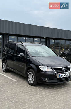 Минивэн Volkswagen Touran 2007 в Вознесенске
