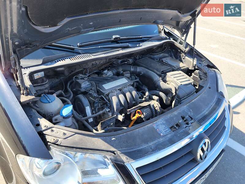 Минивэн Volkswagen Touran 2008 в Каменец-Подольском фото 2 Минивэн Volkswagen Touran 2008 в Каменец-Подольском