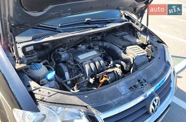 Минивэн Volkswagen Touran 2008 в 