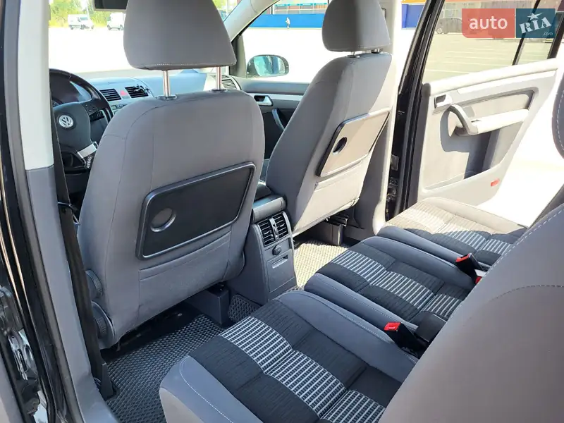 Volkswagen Touran 2008 VIN WVGZZZ1TZ9W057804 фото оголошення 3 з 52
