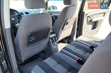 Минивэн Volkswagen Touran 2008 в 