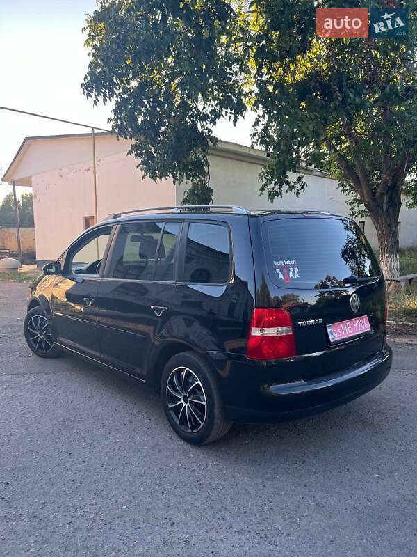 Мінівен Volkswagen Touran 2003 в Хоролі