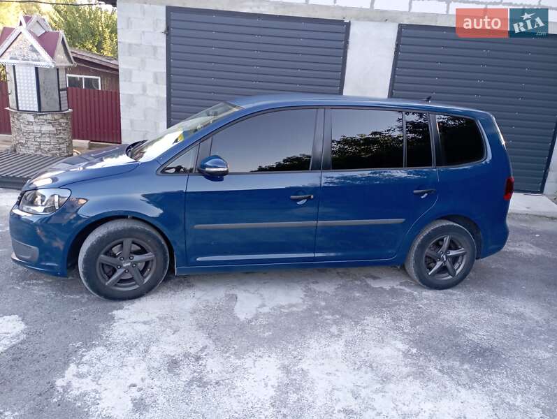 Минивэн Volkswagen Touran 2011 в Тернополе