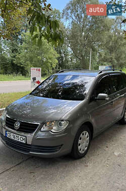 Мінівен Volkswagen Touran 2007 в Кіцмані