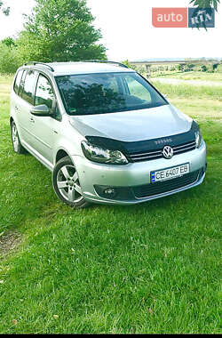 Мінівен Volkswagen Touran 2012 в Чернівцях