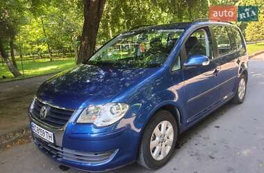 Мінівен Volkswagen Touran 2008 в Львові