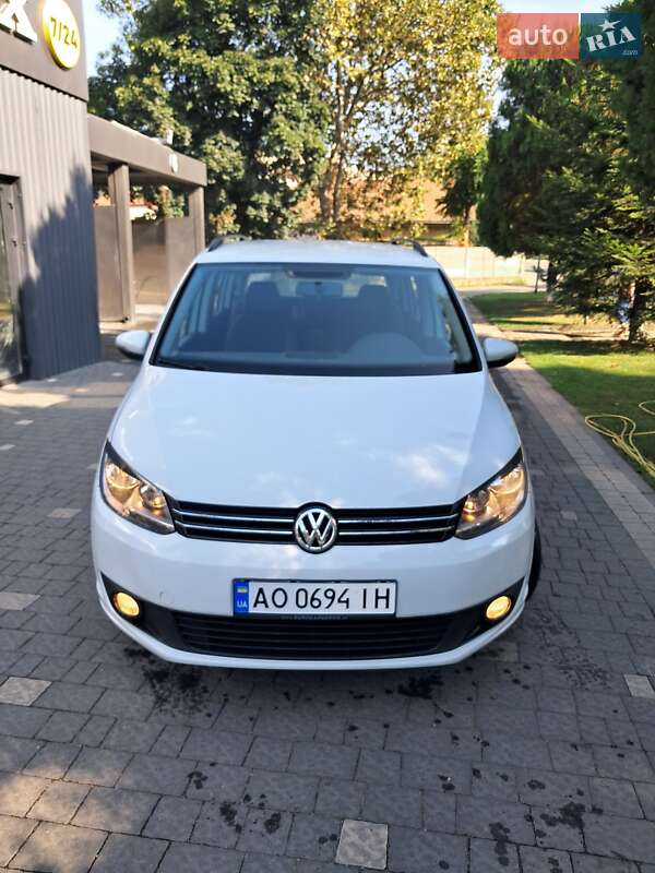 Volkswagen Touran 2014