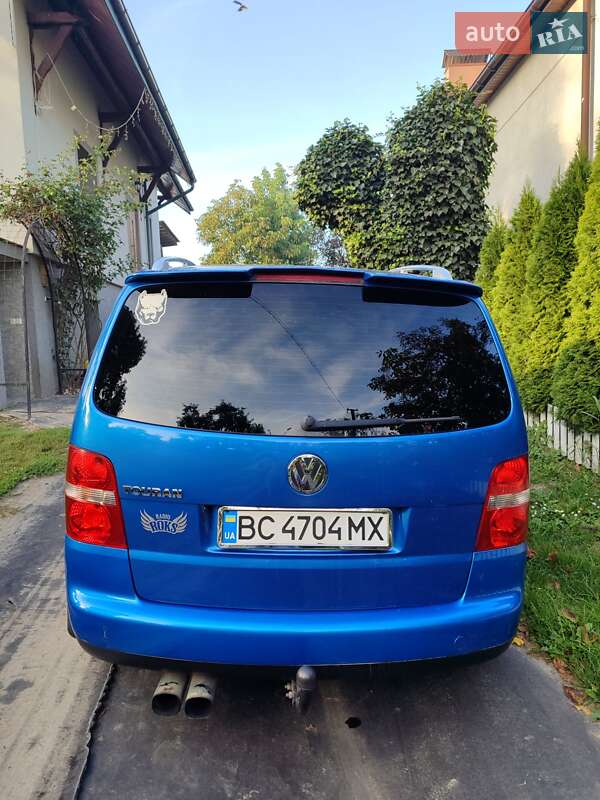Минивэн Volkswagen Touran 2004 в Львове