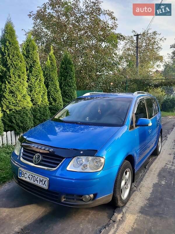 Volkswagen Touran 2004