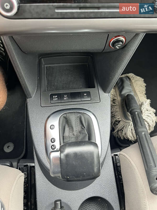 Минивэн Volkswagen Touran 2008 в Луцке