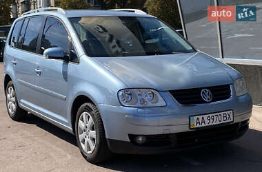 Минивэн Volkswagen Touran 2006 в Киеве