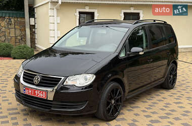 Минивэн Volkswagen Touran 2008 в Могилев-Подольске