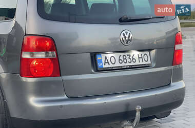 Минивэн Volkswagen Touran 2005 в 