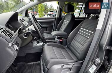 Минивэн Volkswagen Touran 2015 в 