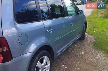 Мінівен Volkswagen Touran 2008 в Кам'янець-Подільському