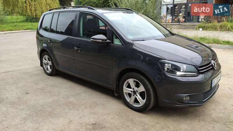 Минивэн Volkswagen Touran 2014 в Дрогобыче