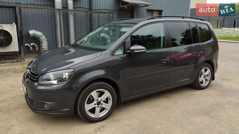 Минивэн Volkswagen Touran 2014 в Дрогобыче