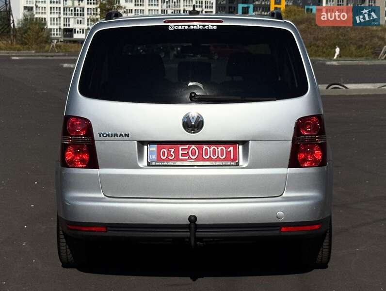Мінівен Volkswagen Touran 2009 в Чернігові фото 3 Мінівен Volkswagen Touran 2009 в Чернігові